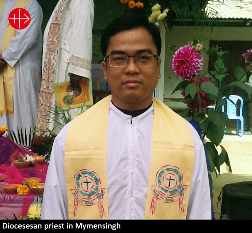 BANGLADESH – ACN gives six small motorcycles to the Diocese of Mymensingh. – ACN Malta